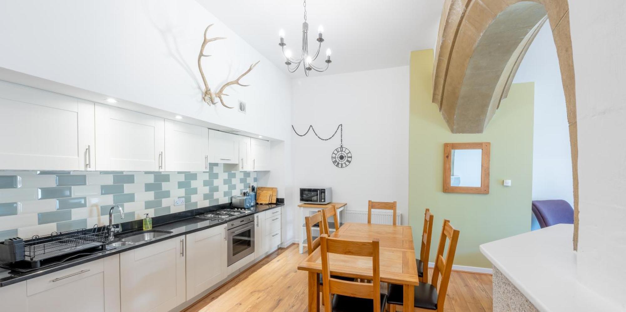 Abbey Church Upper North Aisle Luxury Self Catering 2 Bedroom Apartments Fort Augustus Exterior foto