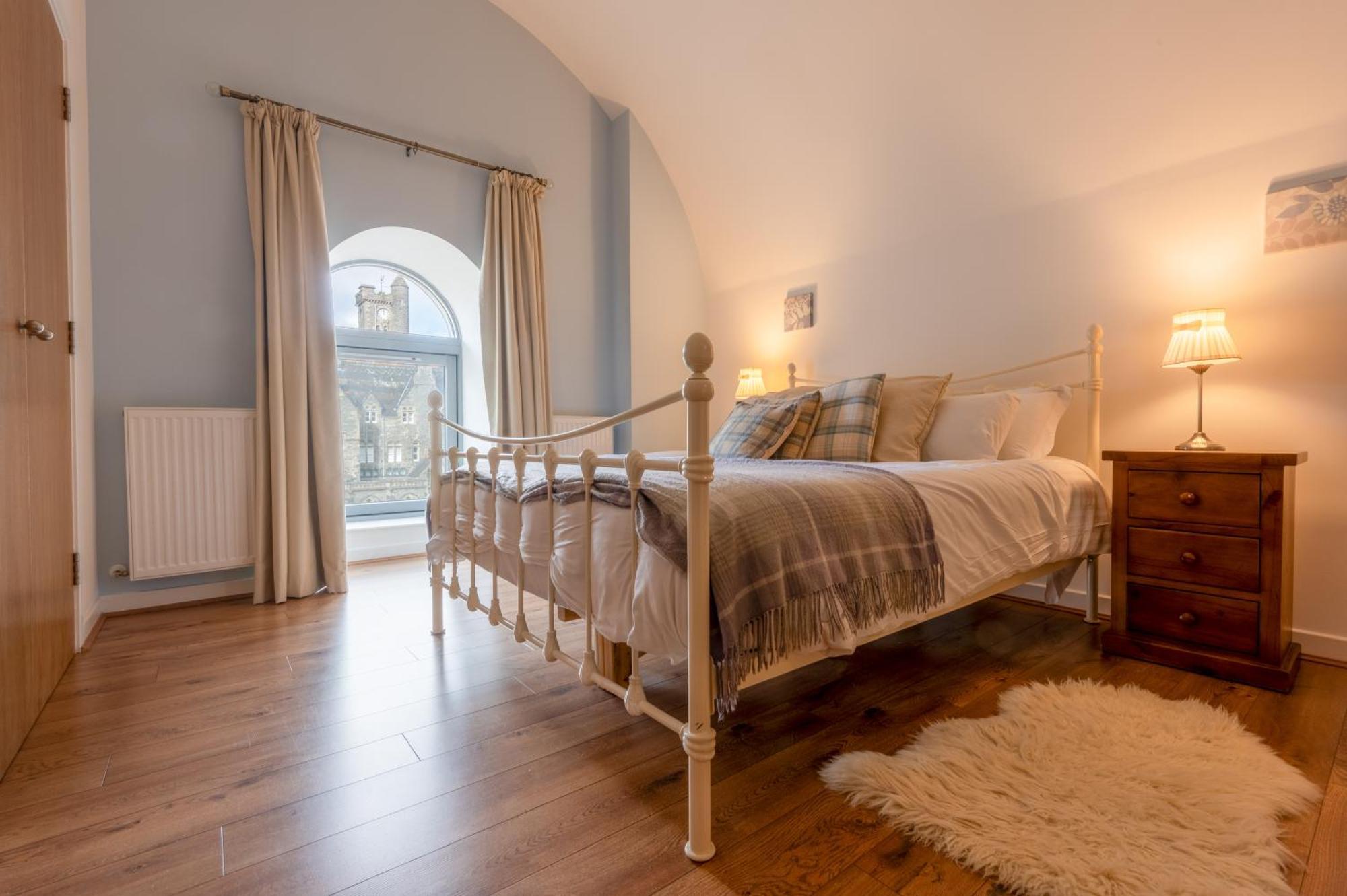 Abbey Church Upper North Aisle Luxury Self Catering 2 Bedroom Apartments Fort Augustus Exterior foto
